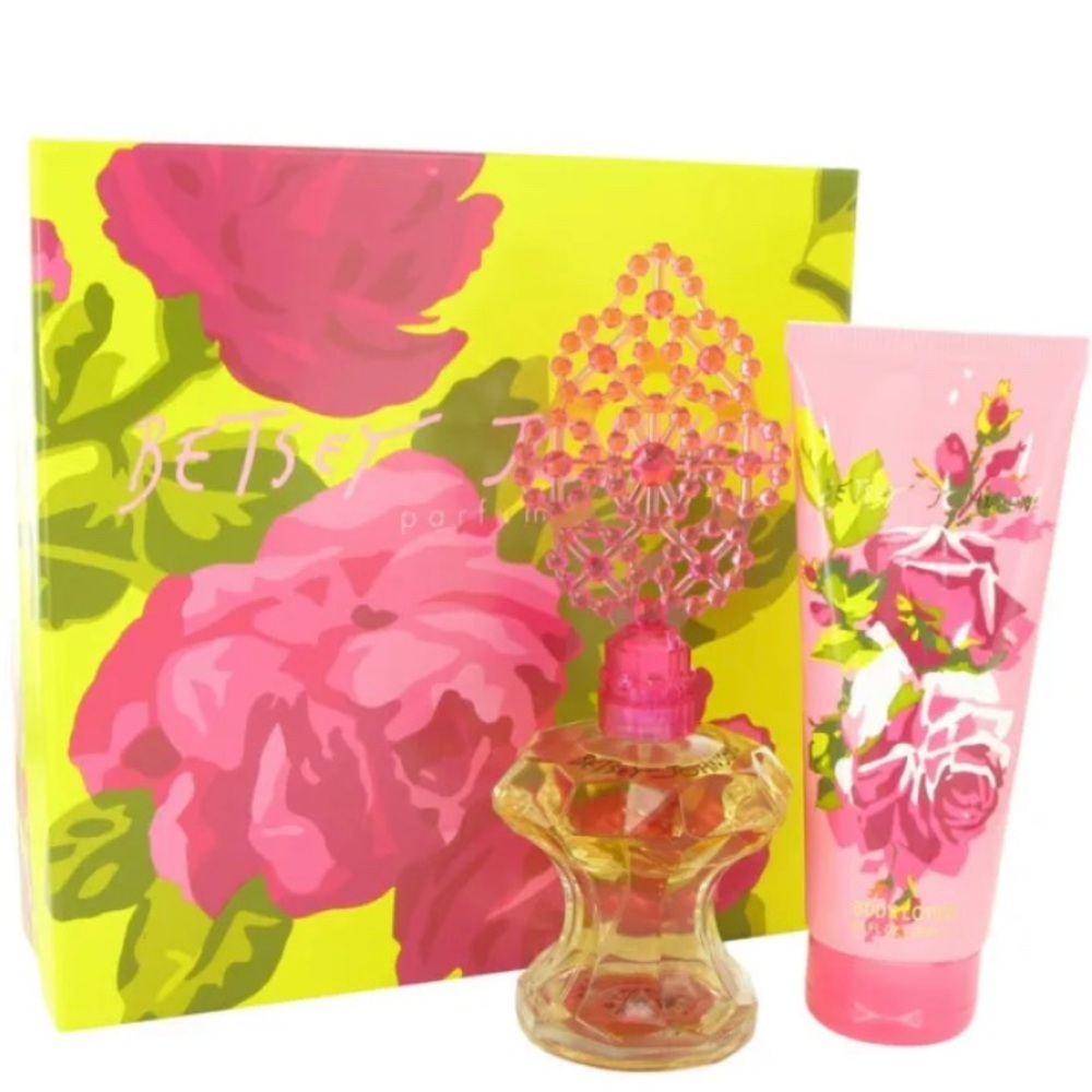 NEW BETSEY JOHNSON PARFUM GIFT SET